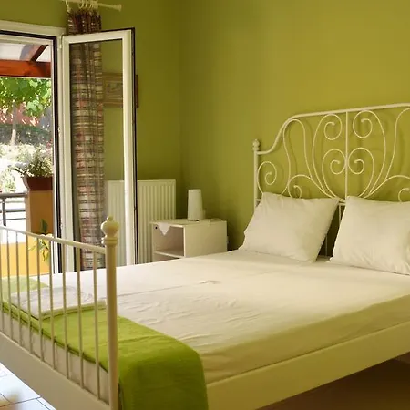 Сasa de vacaciones Polikseni House